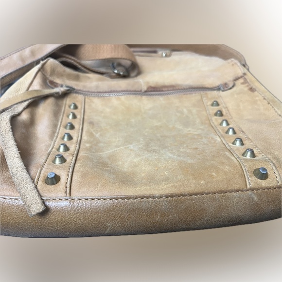 Vintage LUCKY BRAND leather magnetic close multi wear crossbody retired bag - Picture 7 of 16